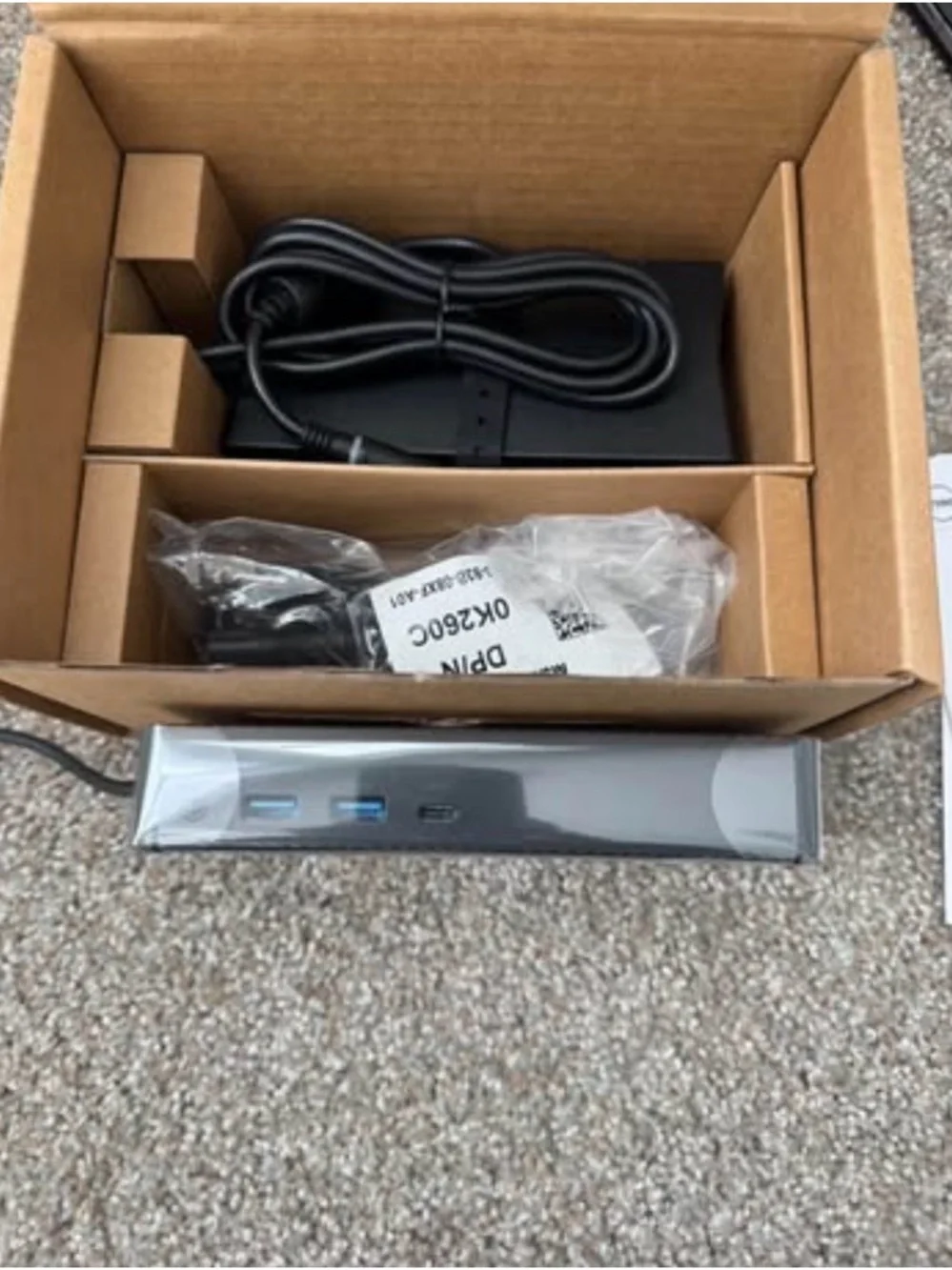 Dell Universal Docking Station with Quick Start Guide